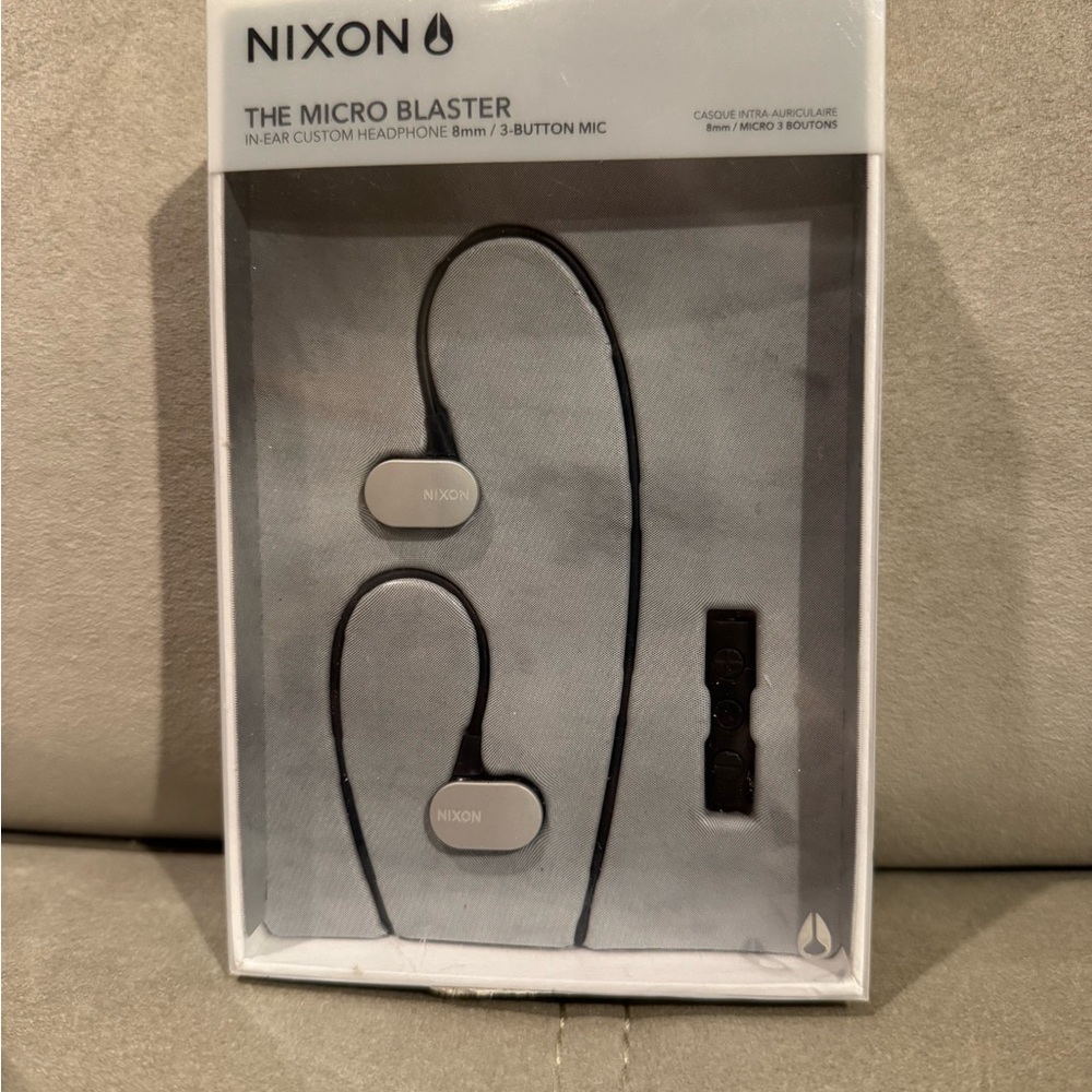 Nixon Micro Blaster In-Ear Headphones - Black